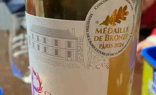 Vente de bouteille de vins, Bordeaux, Château la Piolette